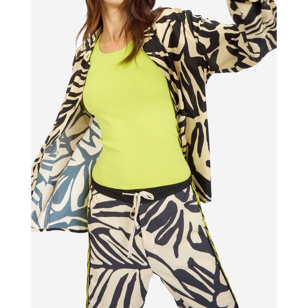 NEW LE SUPERBE bohemian rhapsody ex bf shirt in zebra leaf - Picture 4 of 4